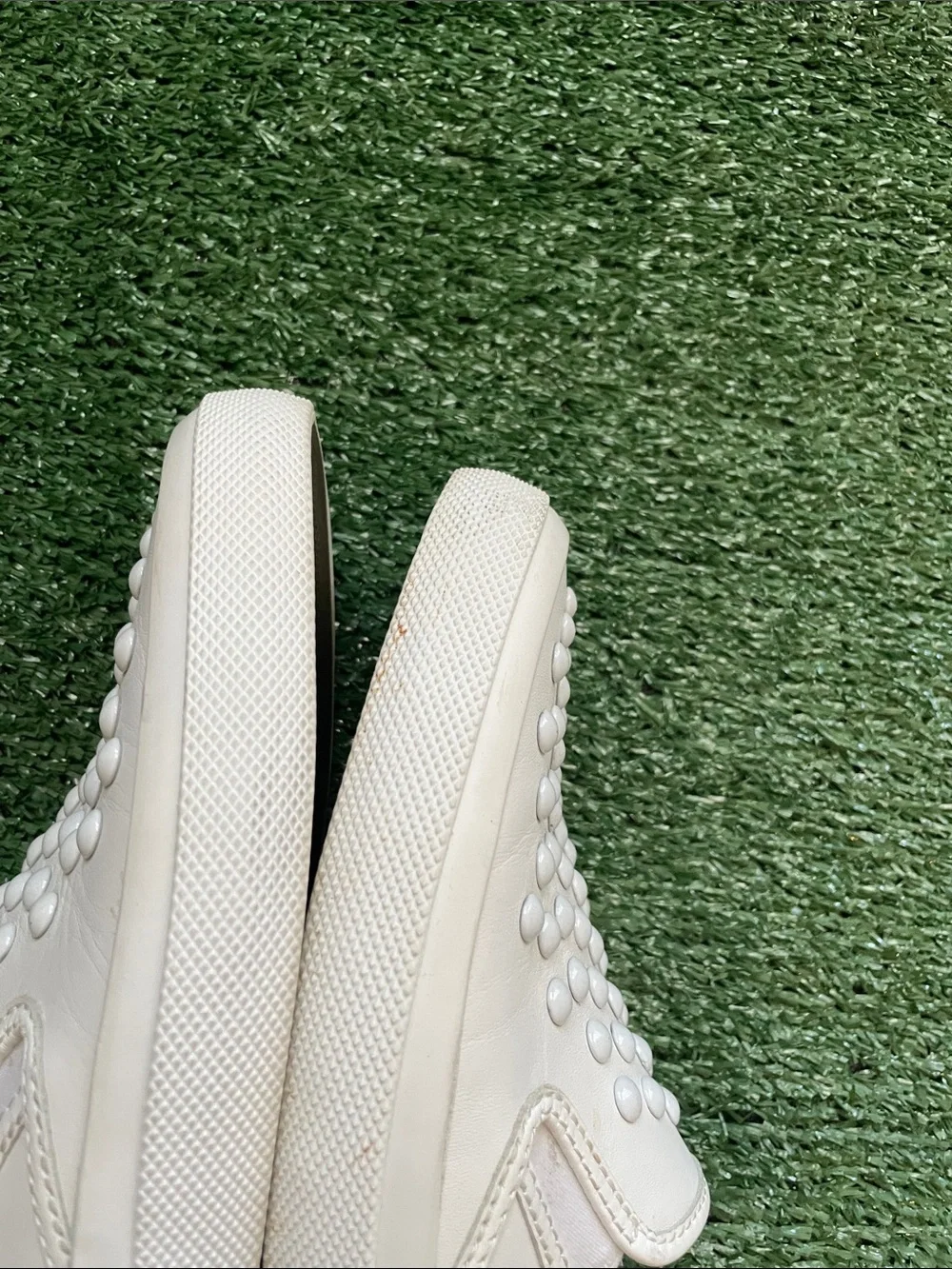 Coach Sneakers Chrissy Rivets White Leather Slip-On Women’s size 8.5 Studded